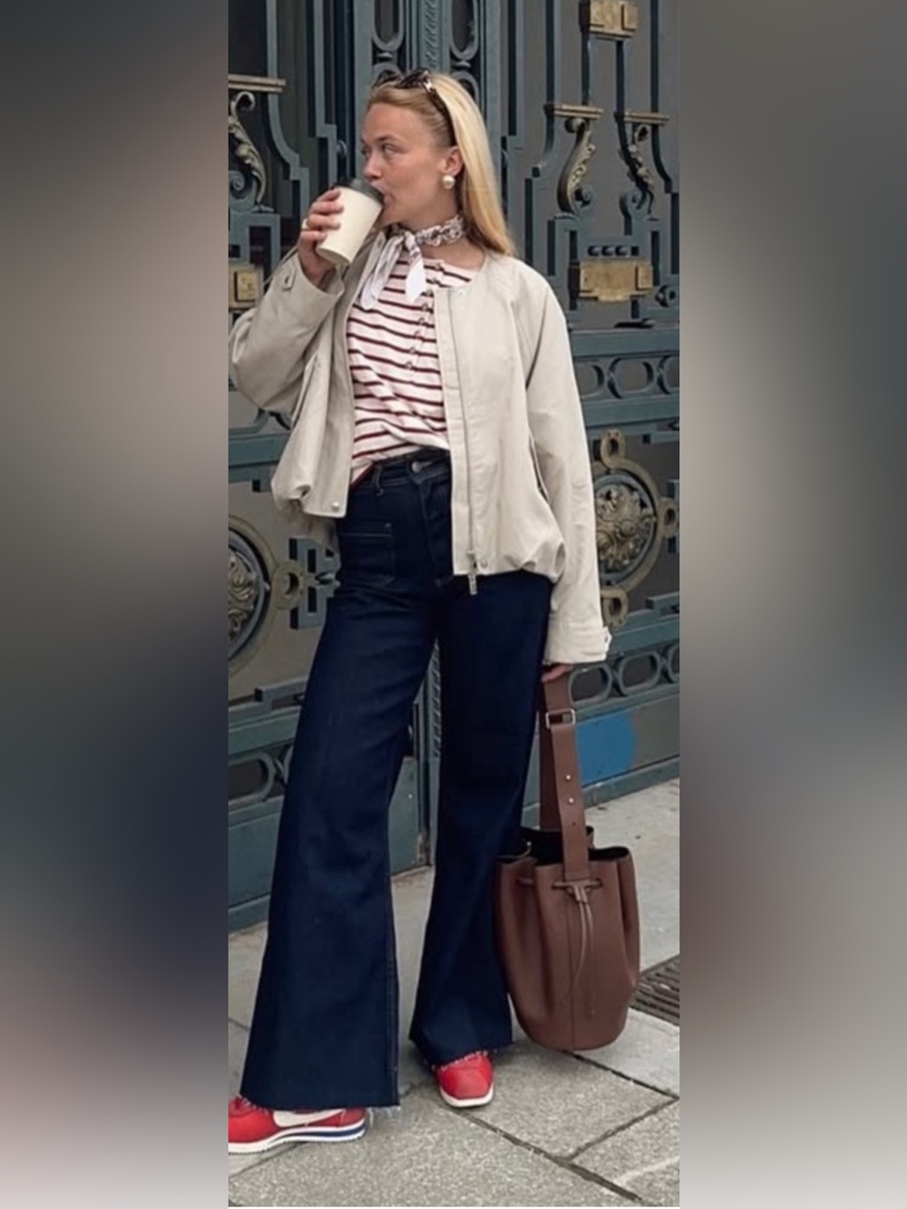 RARE! SEZANE Marcel Bucket Bag Chocolate Brown Smooth Leather - Picture 7 of 17